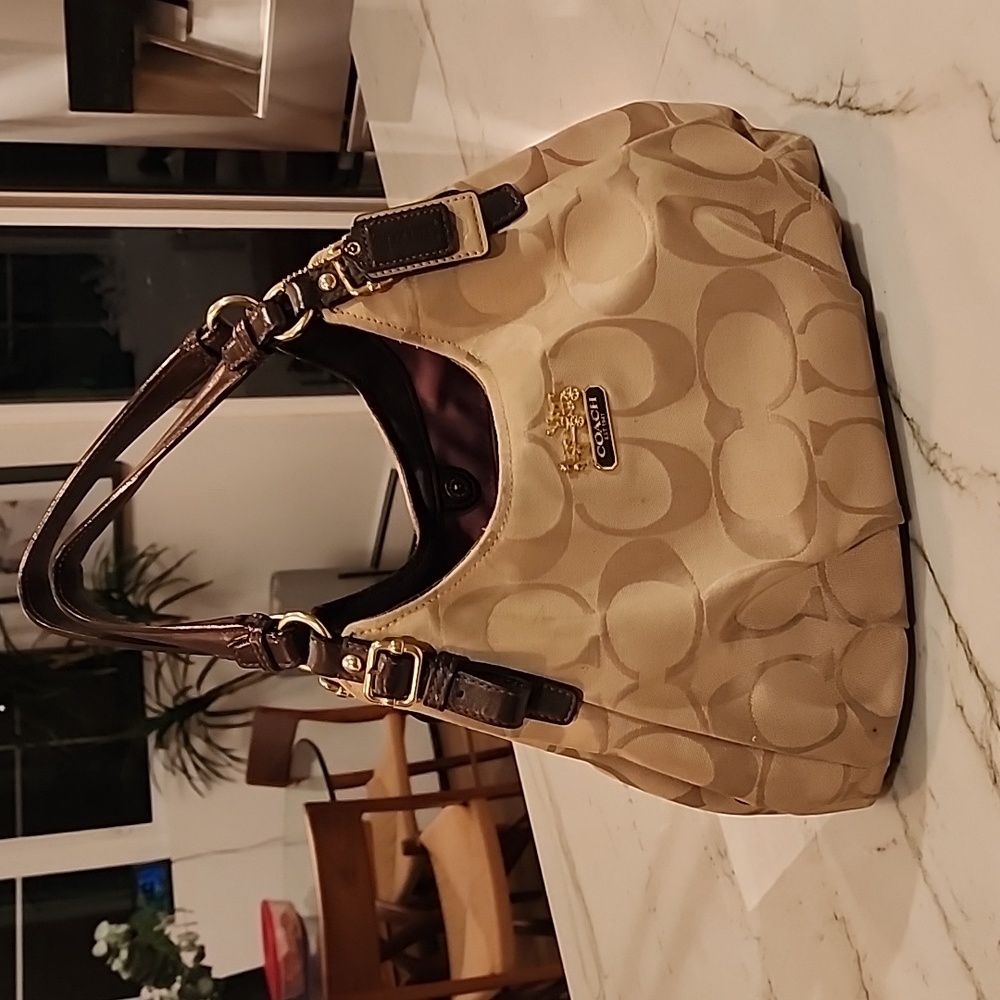 Coach Shoulder Bag